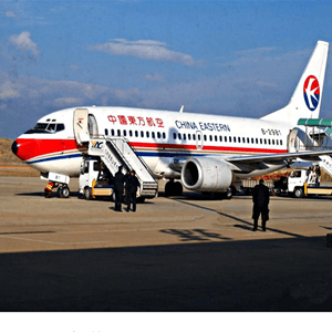 泉州航空空运航空快运业稳步发展的原因是什么？